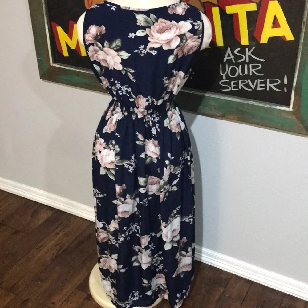 Vintage Floral Sleeveless Maxi Dress